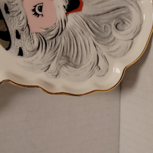 Adorable Santa Treat Tray - Picture 6 of 16